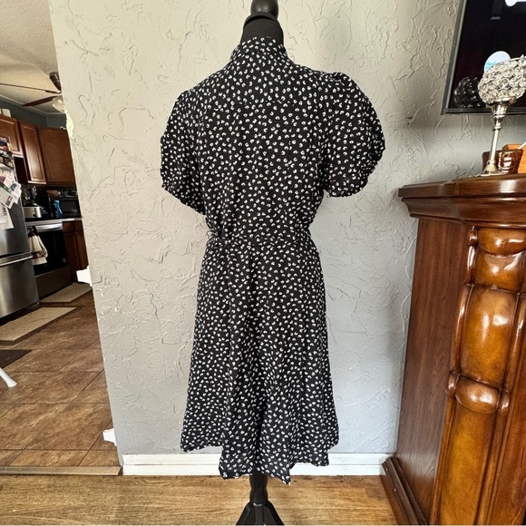 Elegant Black and White Polka Dot Dress DKNY size 8 - Picture 7 of 11